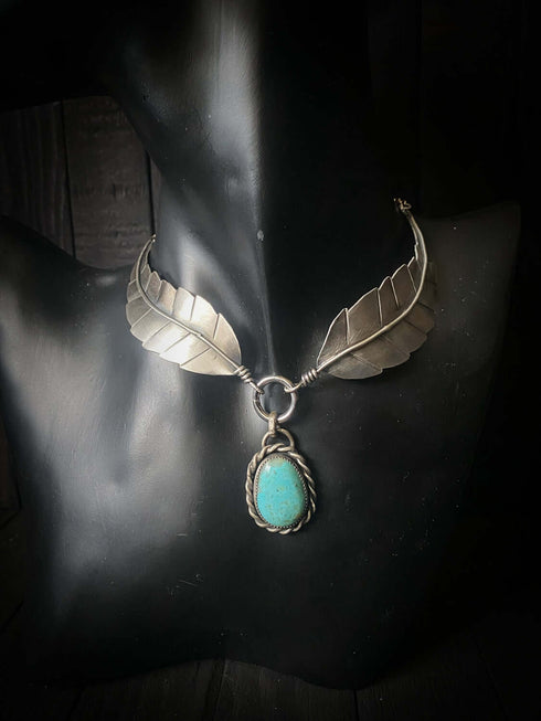 Detachable Leaf Choker